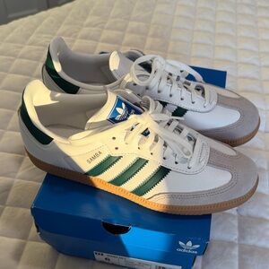Adidas Samba White and Green Trainers 6 men’s / 7.5 woman